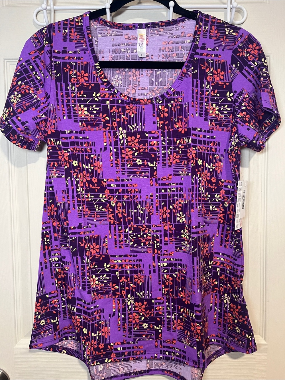 LuLaRoe Purple Geometric Floral Short Sleeve Scoop Top